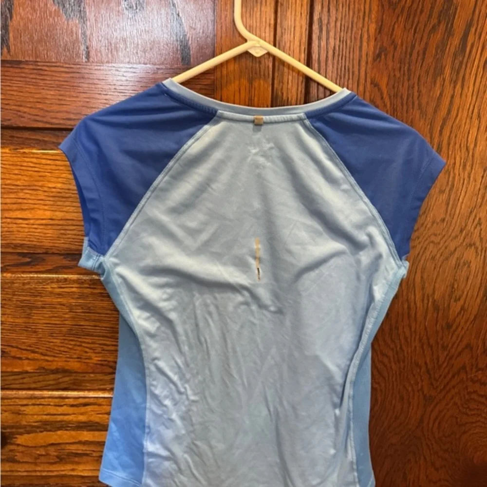 Nike Women's Dual Blue Short Sleeve Tee